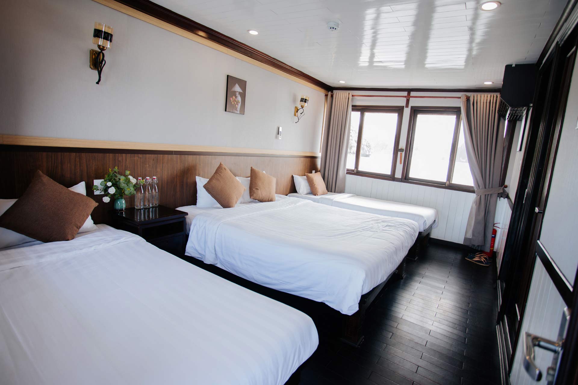Croisière 2 jours 1 nuit en Jonque Vietsails Bai Tu Long
