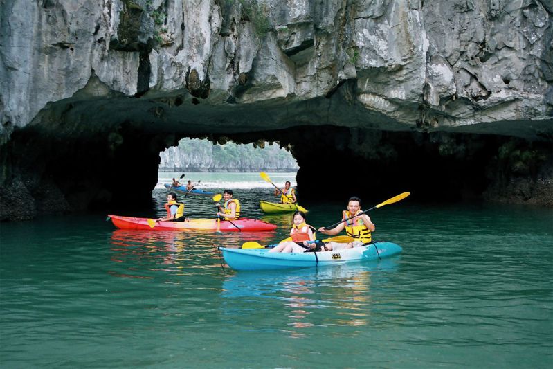 baie halong hang luon