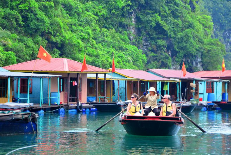 baie ha long village flottant_800
